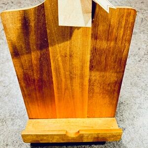 Twine pantry wooden tablet holder  
gifts ideas